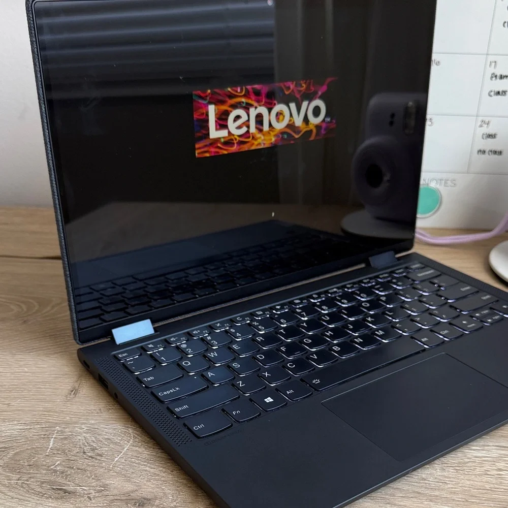 Lenovo Yoga LAPTOP